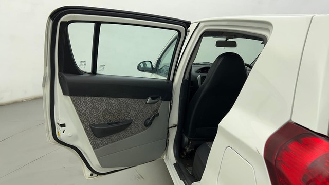 Second-hand 2016 Maruti Alto 800 LXi for sale in Ahmedabad-29