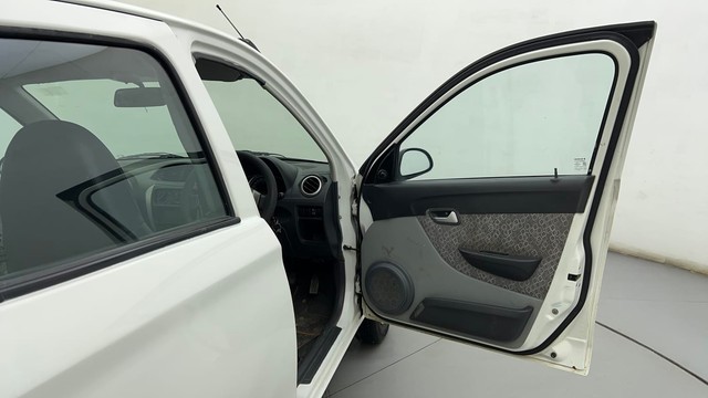 Second-hand 2016 Maruti Alto 800 LXi for sale in Ahmedabad-16