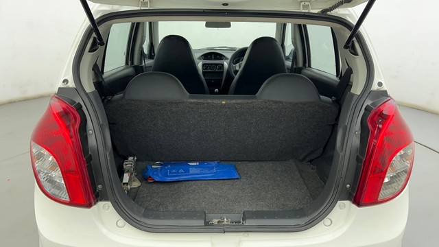 Second-hand 2016 Maruti Alto 800 LXi for sale in Ahmedabad-9