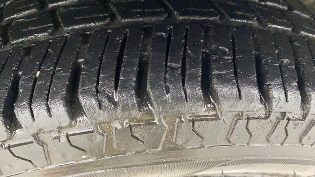 Second-hand 2018 Hyundai EON Magna Plus for sale in Chennai-30