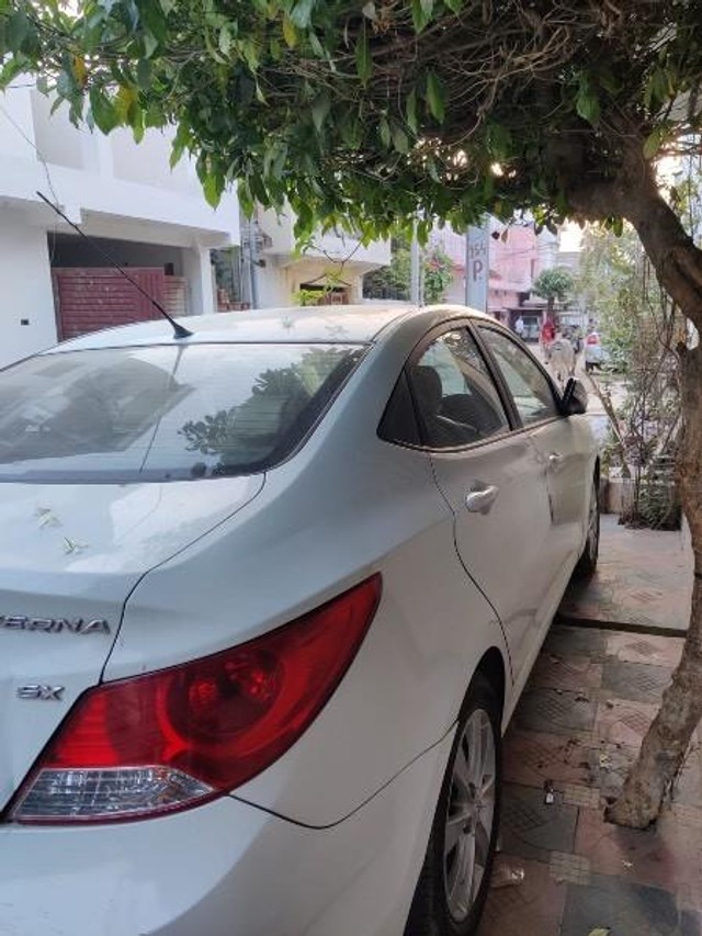 Second-hand 2013 Hyundai Verna 1.6 SX for sale in Satna-3