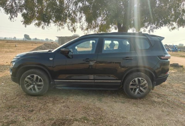 Second-hand 2023 Tata Safari Accomplished Plus 6S for sale in Adilabad-3
