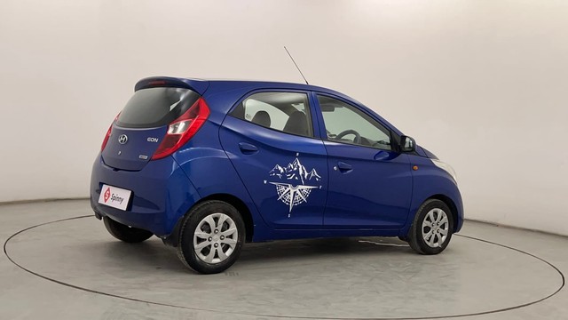 Second-hand 2014 Hyundai EON Sportz for sale in Pune-3