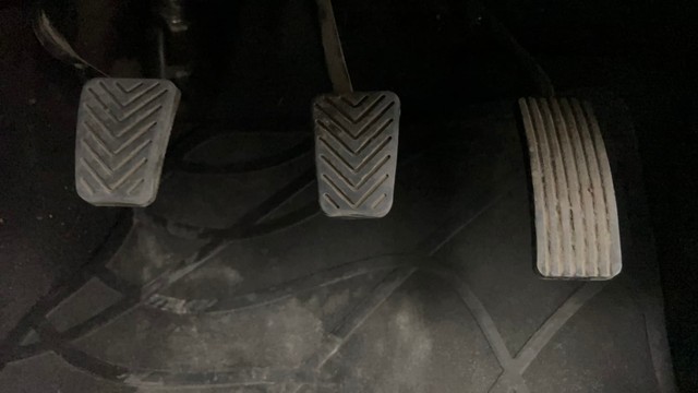 Second-hand 2014 Hyundai EON Sportz for sale in Pune-14