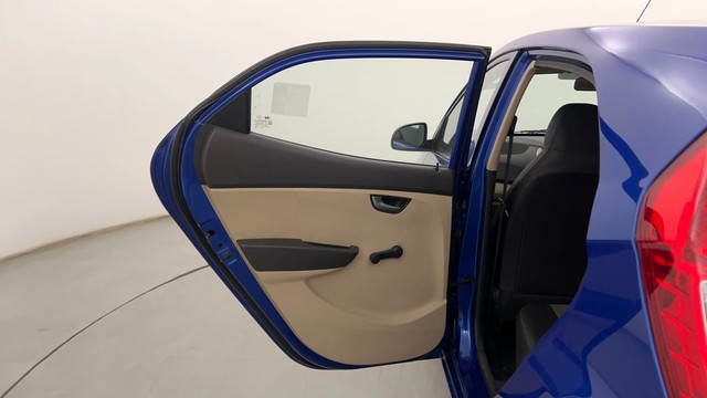 Second-hand 2014 Hyundai EON Sportz for sale in Pune-23