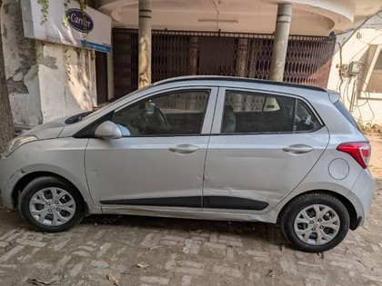 Hyundai Grand i10 Sportz Second-hand 2015 Hyundai Grand i10 Sportz for sale in Gorakhpur