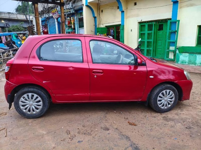 Second-hand 2014 Toyota Etios Liva Diesel for sale in Dehri on Sone-3