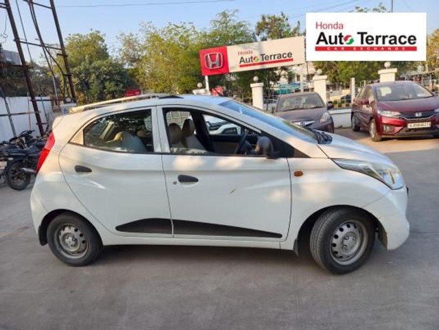 Second-hand 2017 Hyundai EON Era for sale in Vadodara-4