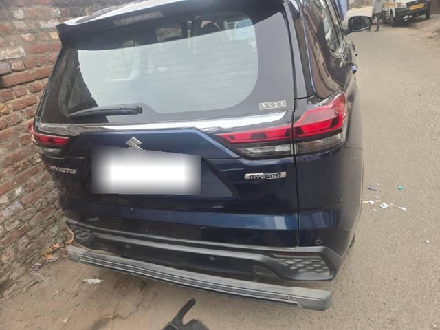 Second-hand 2023 Maruti Invicto Alpha Plus 7Str for sale in Meerut-1