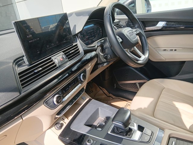 Second-hand 2023 Audi Q5 Technology for sale in New Delhi-6