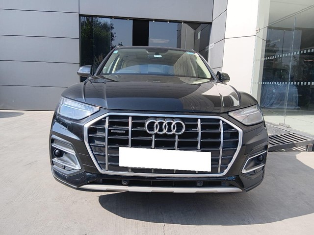 Second-hand 2023 Audi Q5 Technology for sale in New Delhi-3
