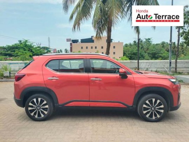 Second-hand 2023 Honda Elevate ZX Non RF for sale in Chennai-1