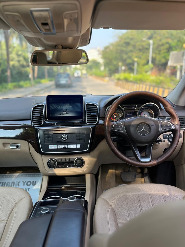 Second-hand 2018 Mercedes-Benz GLE 250d for sale in Mumbai-38