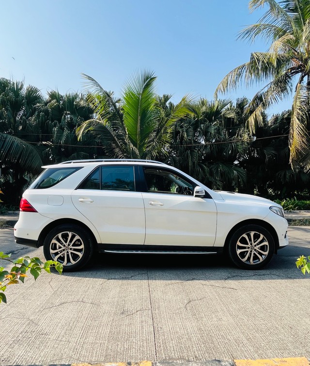 Second-hand 2018 Mercedes-Benz GLE 250d for sale in Mumbai-1