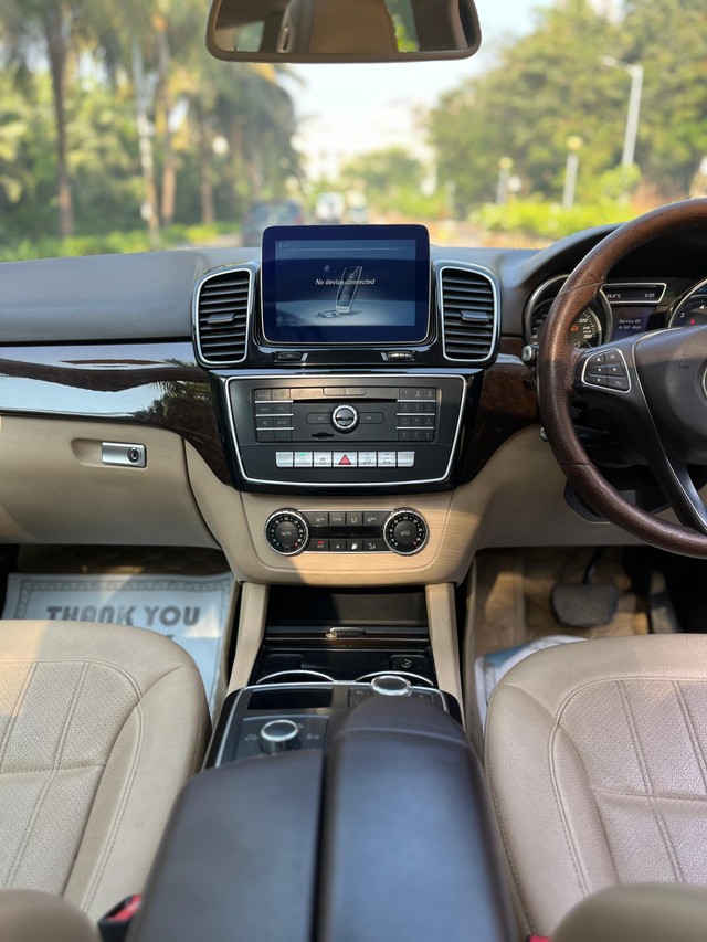 Second-hand 2018 Mercedes-Benz GLE 250d for sale in Mumbai-29