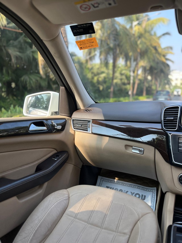 Second-hand 2018 Mercedes-Benz GLE 250d for sale in Mumbai-12