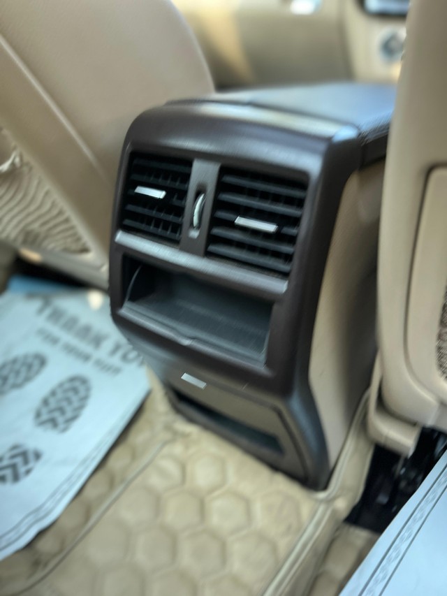 Second-hand 2018 Mercedes-Benz GLE 250d for sale in Mumbai-21