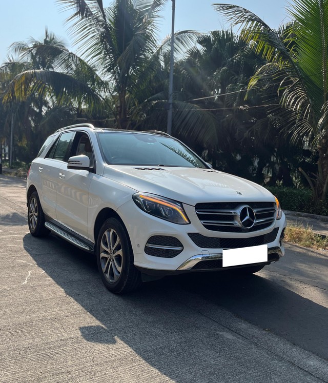 Second-hand 2018 Mercedes-Benz GLE 250d for sale in Mumbai-39