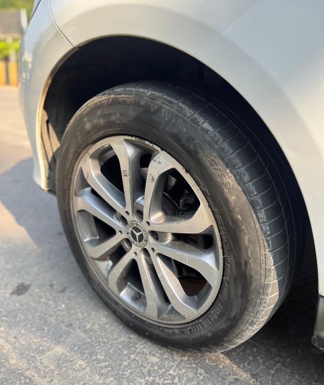 Second-hand 2018 Mercedes-Benz GLE 250d for sale in Mumbai-8