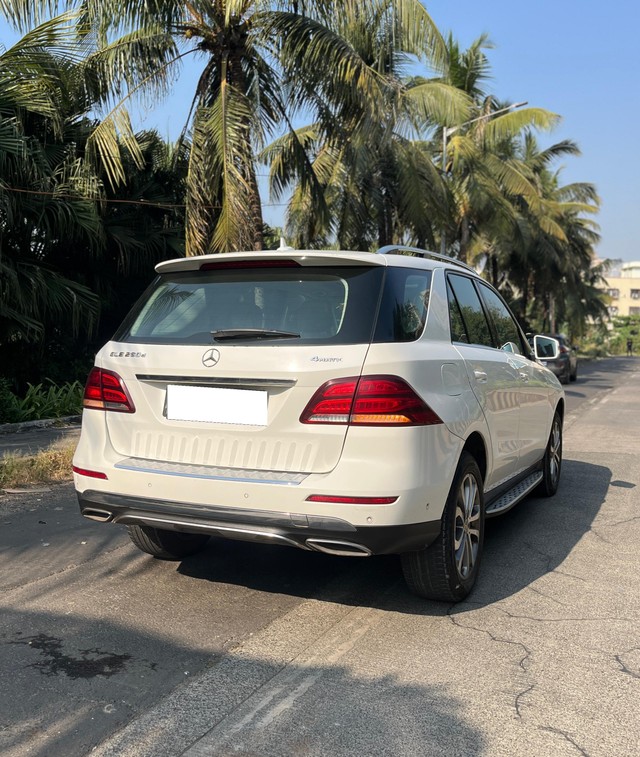 Second-hand 2018 Mercedes-Benz GLE 250d for sale in Mumbai-25