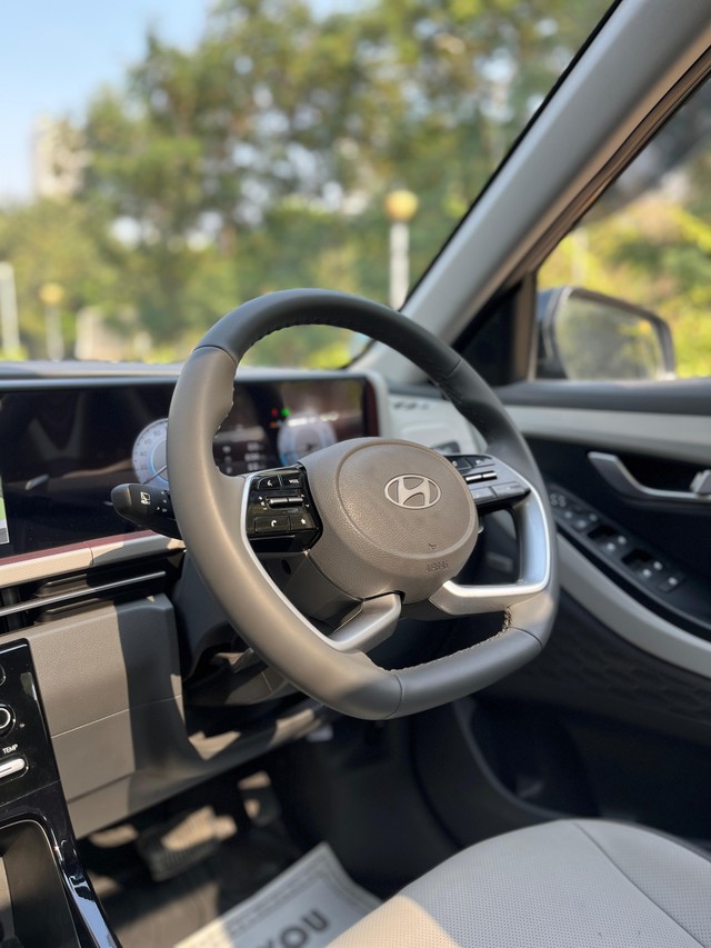 Second-hand 2024 Hyundai Creta SX (O) Turbo DCT DT for sale in Mumbai-5