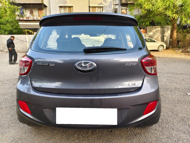 Second-hand 2016 Hyundai Grand i10 Asta Option AT for sale in Nashik-3