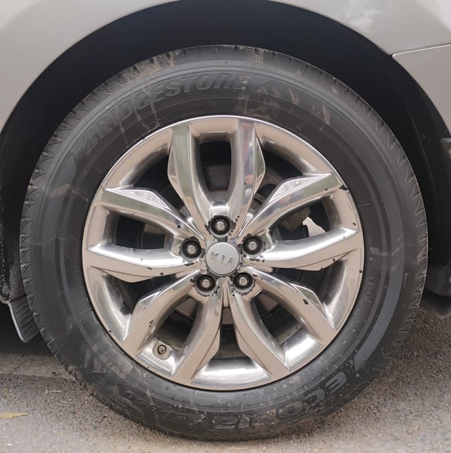 Second-hand 2020 Kia Carnival Limousine for sale in Agra-7