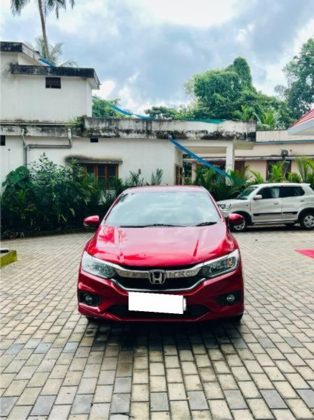 Second-hand 2022 Honda City V MT for sale in Dakshina Kannada-3