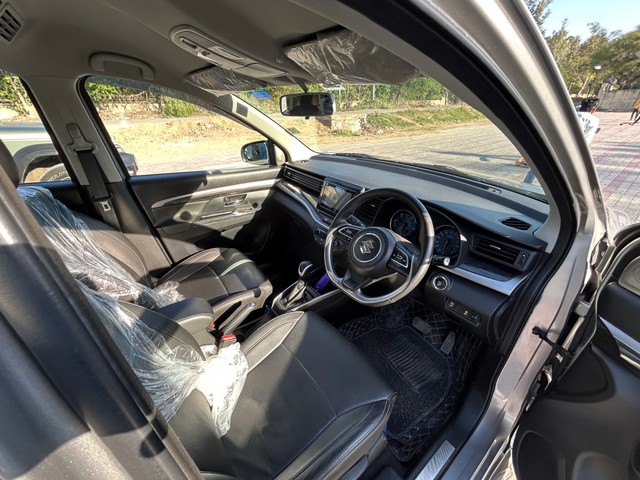 Second-hand 2022 Maruti XL6 Alpha AT for sale in New Delhi-5