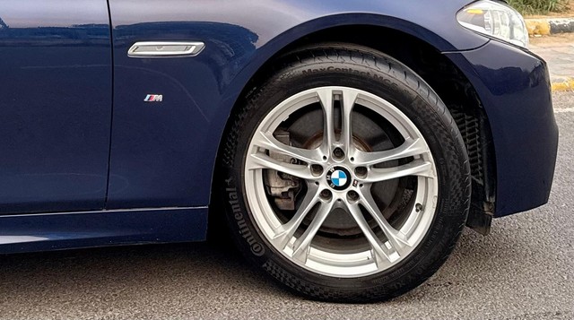 Second-hand 2017 BMW 5 Series 520d M Sport for sale in New Delhi-6
