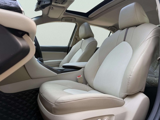 Toyota Camry 2.5 Hybrid Second-hand 2024 Toyota Camry 2.5 Hybrid for sale in Gurgaon-11