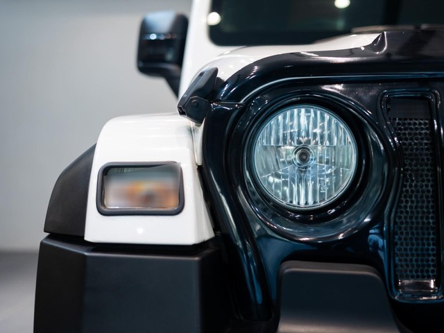 Second-hand 2023 Mahindra Thar LX Hard Top AT for sale in Kolkata-11