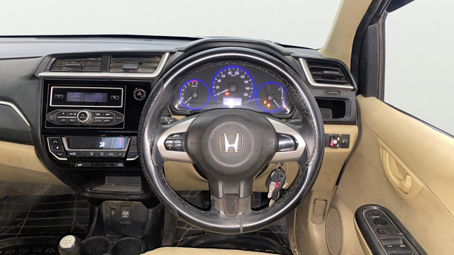 Second-hand 2017 Honda Amaze S i-VTEC for sale in Noida-4