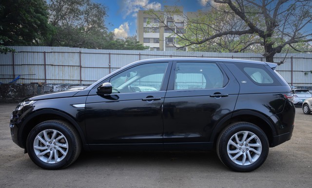 Second-hand 2019 Land Rover Discovery Sport TD4 HSE 7S for sale in Mumbai-2