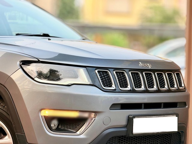 Second-hand 2018 Jeep Compass 2.0 Limited for sale in Surat-5