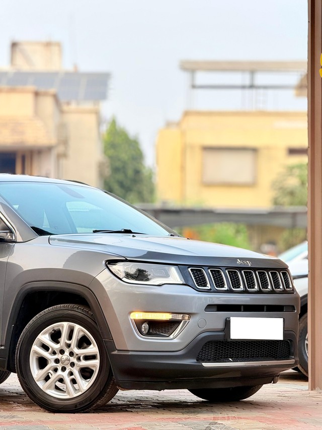 Second-hand 2018 Jeep Compass 2.0 Limited for sale in Surat-13