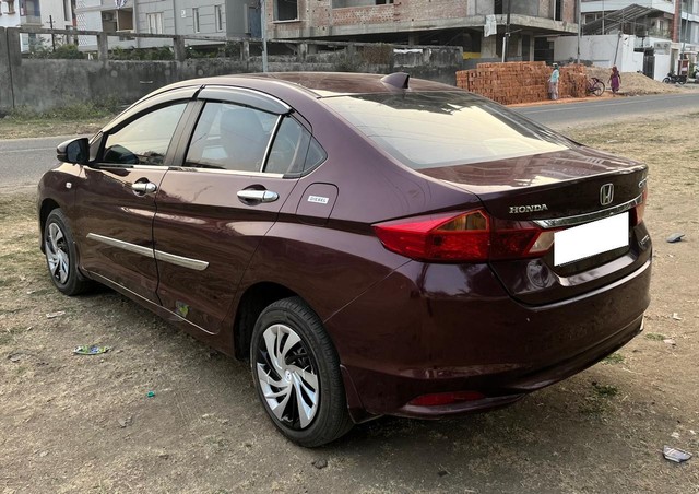 Second-hand 2014 Honda City i DTEC SV for sale in Nagpur-9