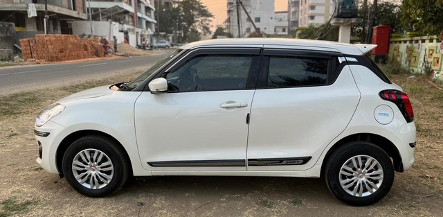 Maruti Swift VXI Second-hand 2020 Maruti Swift VXI for sale in Nagpur-5