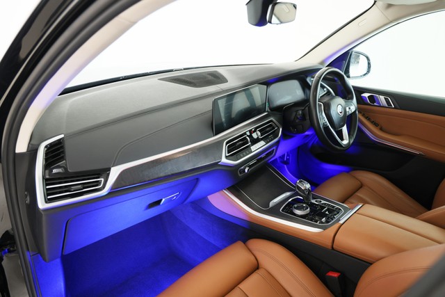 Second-hand 2022 BMW X5 xDrive 30d xLine for sale in Gurgaon-7