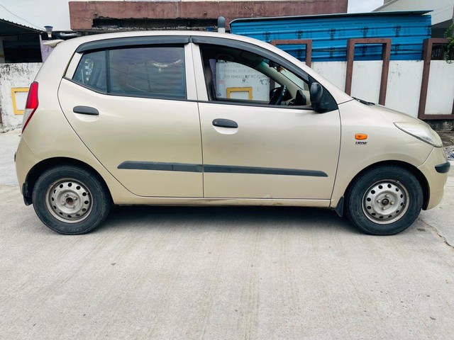 Second-hand 2009 Hyundai i10 Era 1.1 for sale in Karimnagar-1