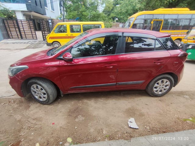 Second-hand 2019 Hyundai i20 Petrol Spotz for sale in Karimnagar-3