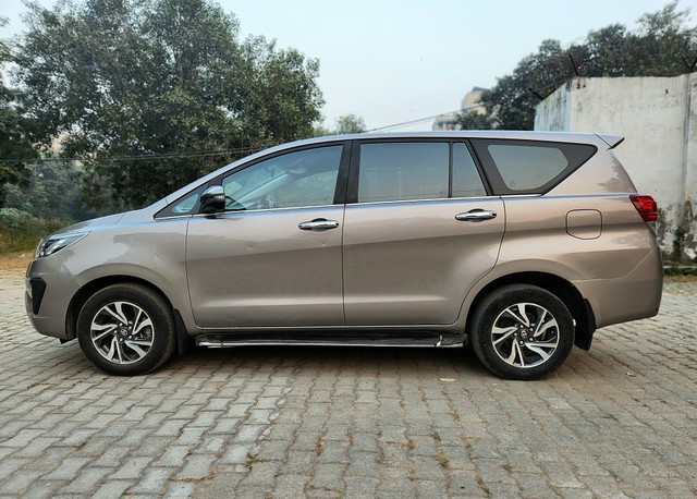 Toyota Innova Crysta 2.7 GX 8 STR Second-hand 2022 Toyota Innova Crysta 2.7 GX 8 STR for sale in New Delhi-4