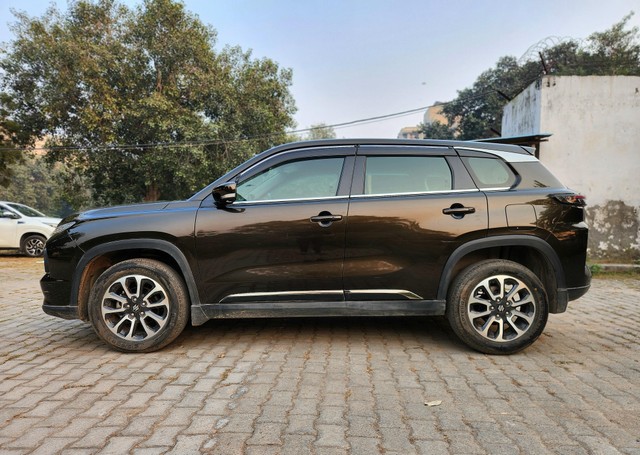 Second-hand 2022 Maruti Grand Vitara Zeta AT BSVI for sale in New Delhi-9