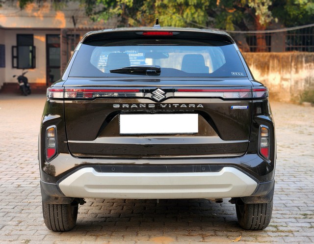 Second-hand 2022 Maruti Grand Vitara Zeta AT BSVI for sale in New Delhi-2