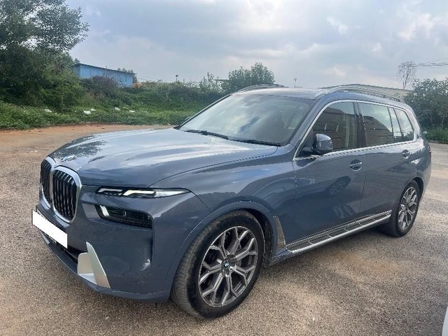Second-hand 2024 BMW X7 xDrive40d Design Pure Excellence for sale in Bangalore-5