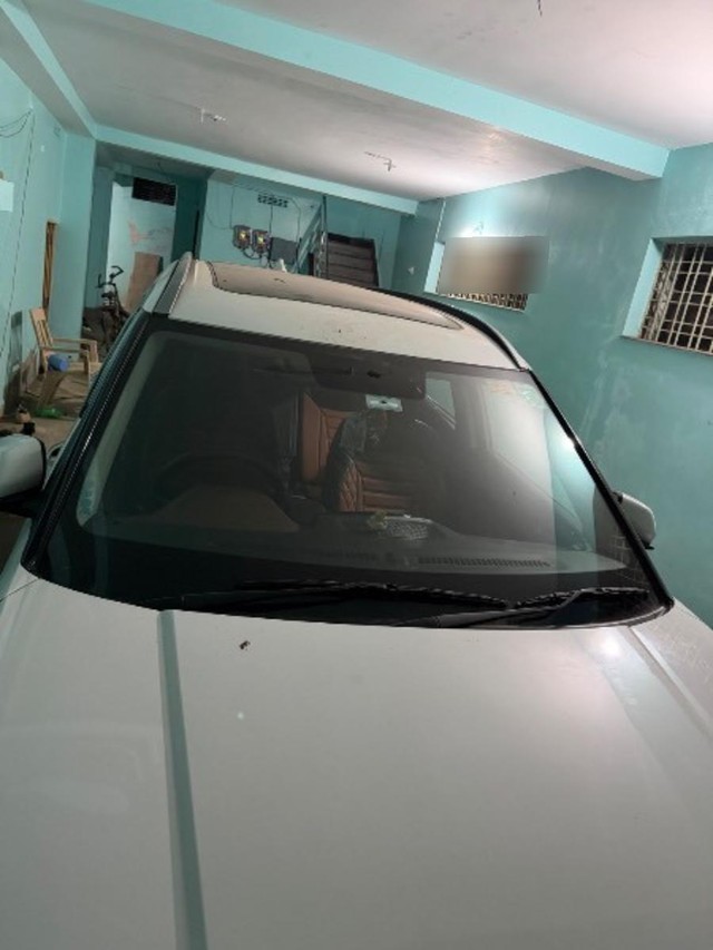 Second-hand 2023 Hyundai Alcazar Platinum 7-Seater for sale in Giridih-4