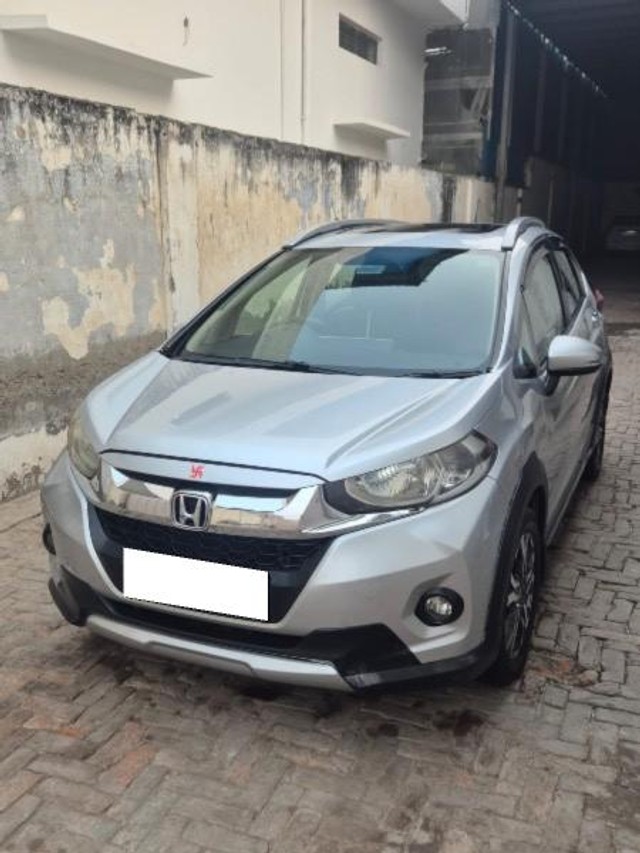 Second-hand 2018 Honda WR-V i-DTEC VX for sale in Bhiwani-3