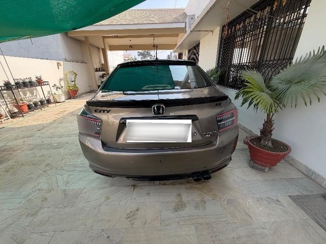 Second-hand 2012 Honda City V AT for sale in Rewa-7