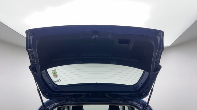 Second-hand 2022 Tata Altroz XZ Diesel for sale in New Delhi-38