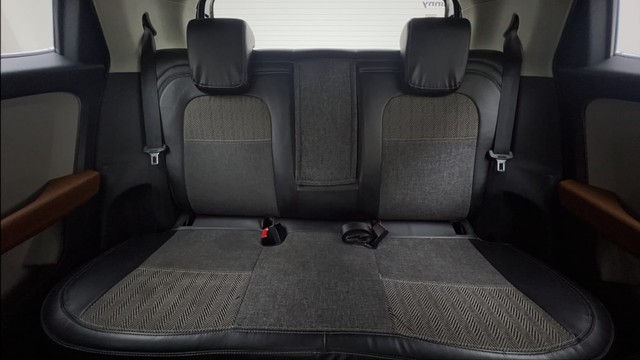 Second-hand 2022 Tata Altroz XZ Diesel for sale in New Delhi-39